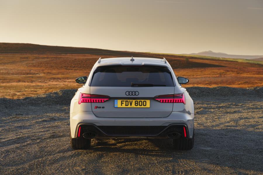  Audi RS6 Avant (C8) 2020 года  (UK) (фото 13 из 150)